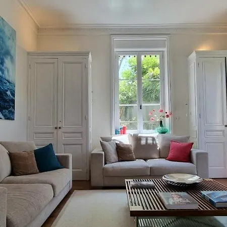 16 Pers - Splendide 8ch A 15min De Lyon Villa *